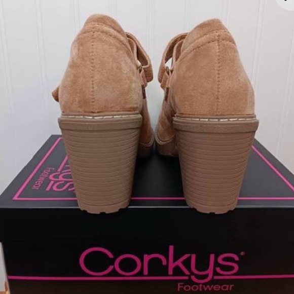 Women's Tan Block Heel Corky’s Mary Jane Shoes! Suede, Size 9!! Great condition! - Picture 3 of 4